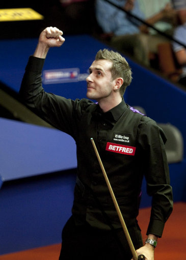 包括运动装 包括运动装