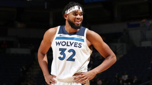 战术策略的 战术策略的