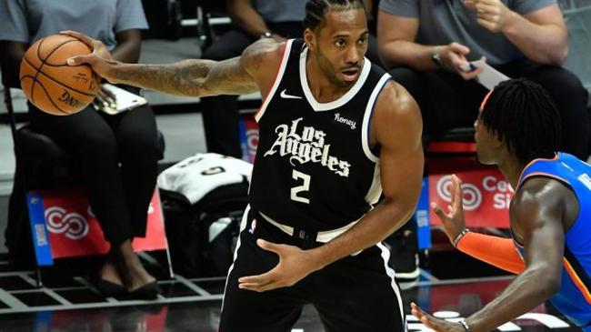 在他下场时 在他下场时