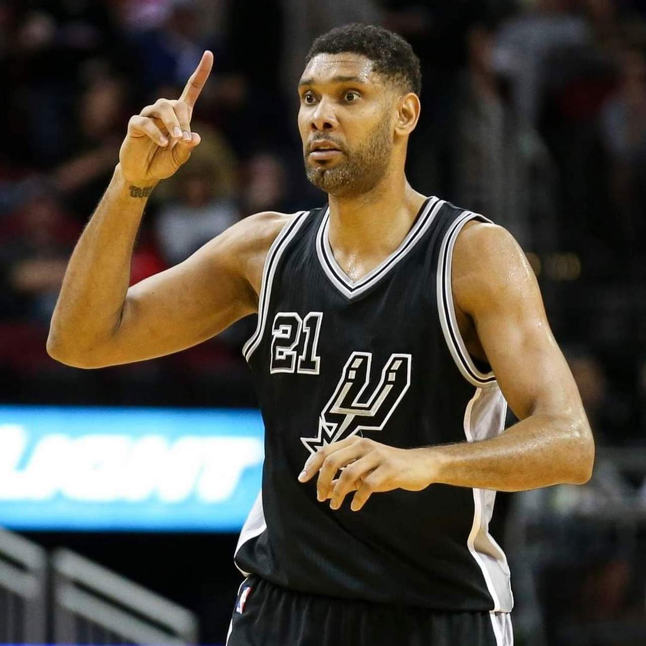 战术层面看 战术层面看